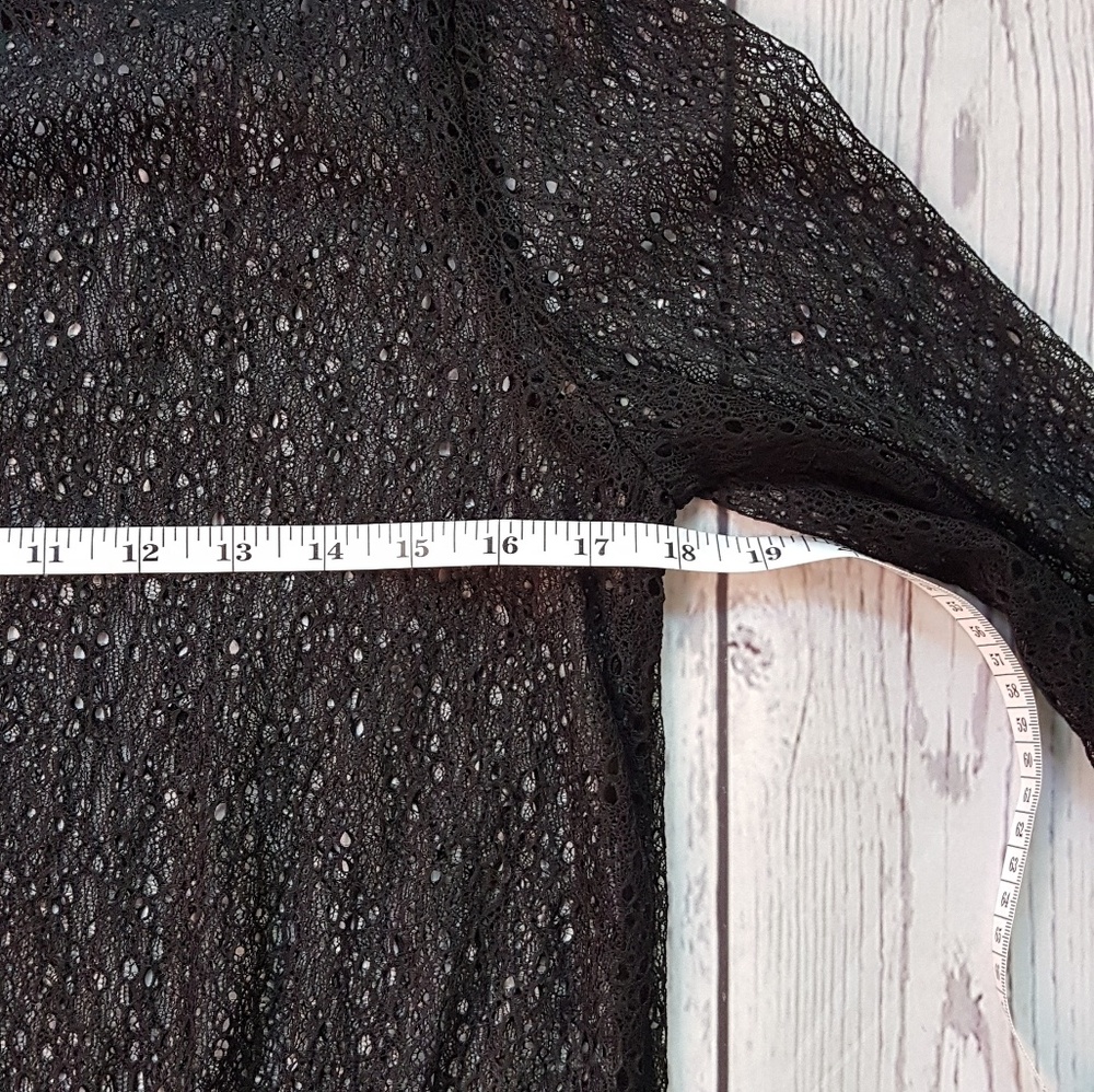Guess Top and Asos Skirt - Picture 6 of 8
